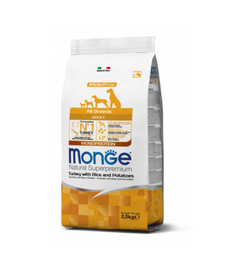 Crocchette Monge Natural Superpremium per cani adult, con tacchino, riso e patate, immaginate in una ciotola.