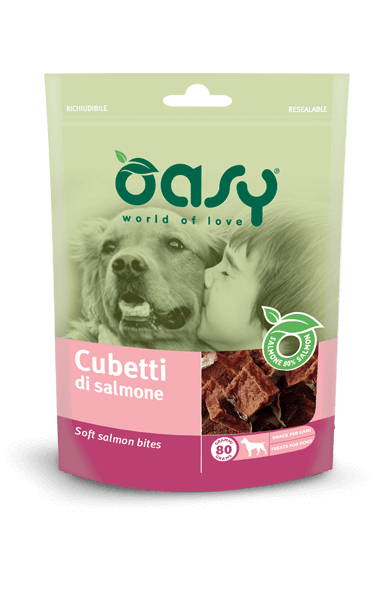 Snack Oasy in busta da 100g di AGRIAPPIA, cubetti di salmone in confezione.
