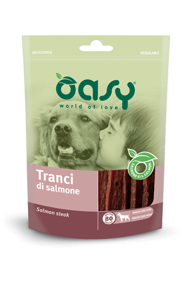 Snack Oasy AGRIAPPIA in busta da 100g con tranci di salmone, immagine del prodotto in confezione con tranci di salmone.