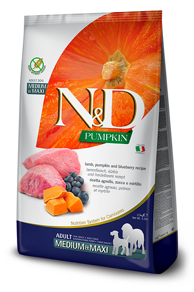 Crocchette per cani adult di taglia media e maxi con zucca e mirtillo, marca Farmina Agnelo, immagine di sacchetto con ingredienti naturali