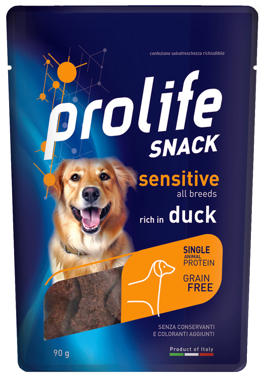 Spuntino Prolife Snack Cane AGRIAPPIA con formaggio e pollo, snack per cani con forma di bastoncino, ideale per premi e snack.