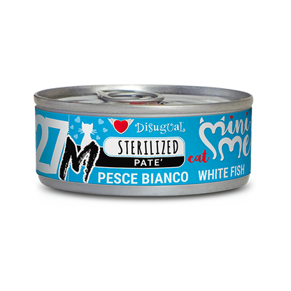 Gatto bianco con Mini Me Linea M di AGRIAPPIA, confezione con pesce, alimento umido per gatti domestici.