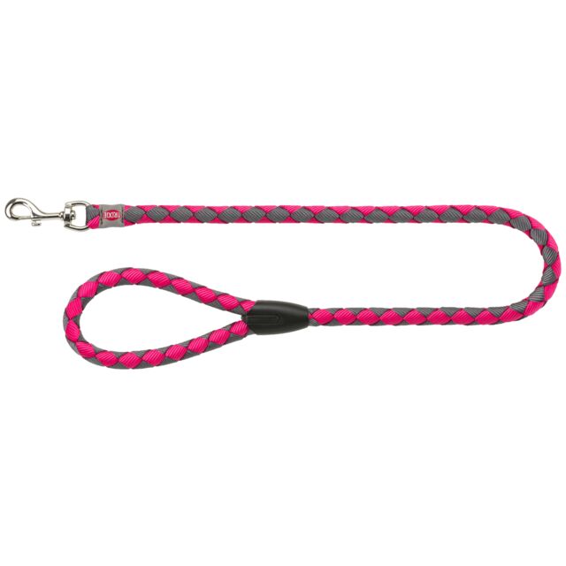 Cavo guinzaglio AGRIAPPIA in resistente materiale, ideale per il controllo del cane, con clip di fissaggio robusta e sicura.