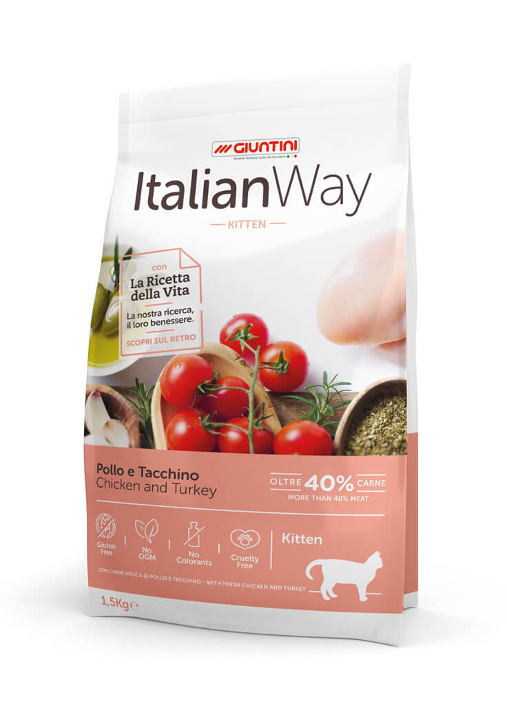 Gatto con ciotola di cibo italiano AGRIAPPIA Pollo e Tacchino Kitten, alimento naturale per gattini, alimentazione equilibrata.